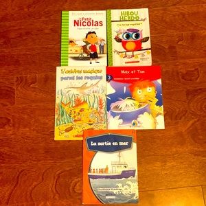 Pack of five French books